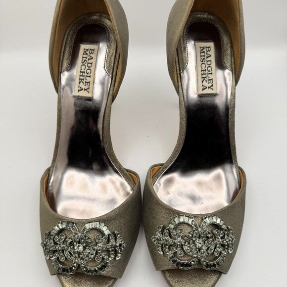 Badgley Mischka Leather Crystal Embellishments - Picture 1 of 8